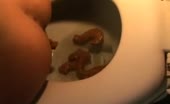 Hot girl that's pooping outdoor