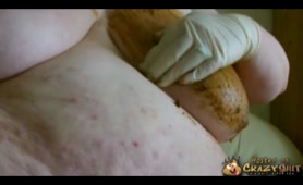 Elderly Lady Smears Her Own Shit on Bed