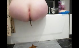 Woman Shits in Bathtub