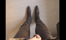 Cowboy Drops a Nasty Load of Shit