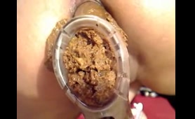 Asian Slut Poops and Pisses on Camera