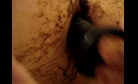 Curvy Babe Takes a Dirty Anal Dump