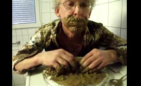 Amateur Lady Eats a Big Pile of Shit