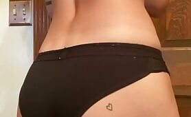 Babe Shows Off Her Shit Tattoo