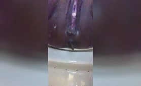 Hottie Takes a Huge Dump