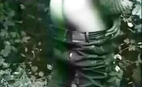 Hottie Hides to Take a Secret Dump