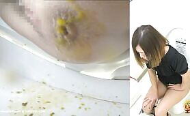 Sexy Babe Craps Something Really Nasty