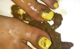 Babe Takes a Dump After Injection