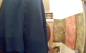 Horny Woman Drops a Nasty Poop