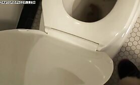 Purple Haired Babe Takes a Nasty Dump